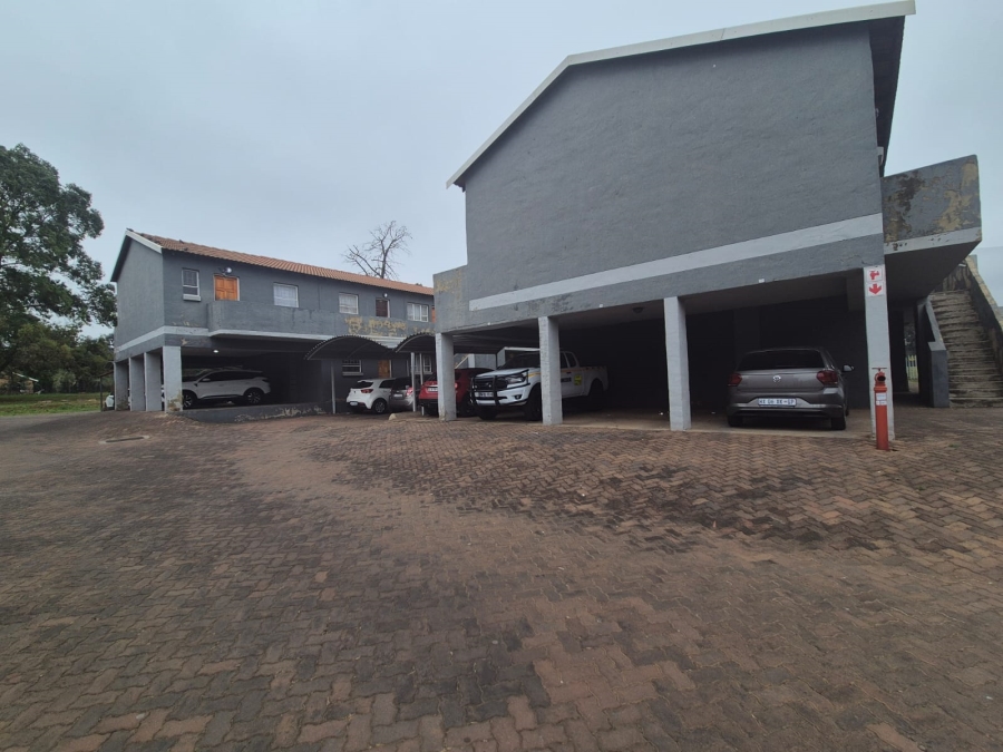 1 Bedroom Property for Sale in Pollak Park Gauteng