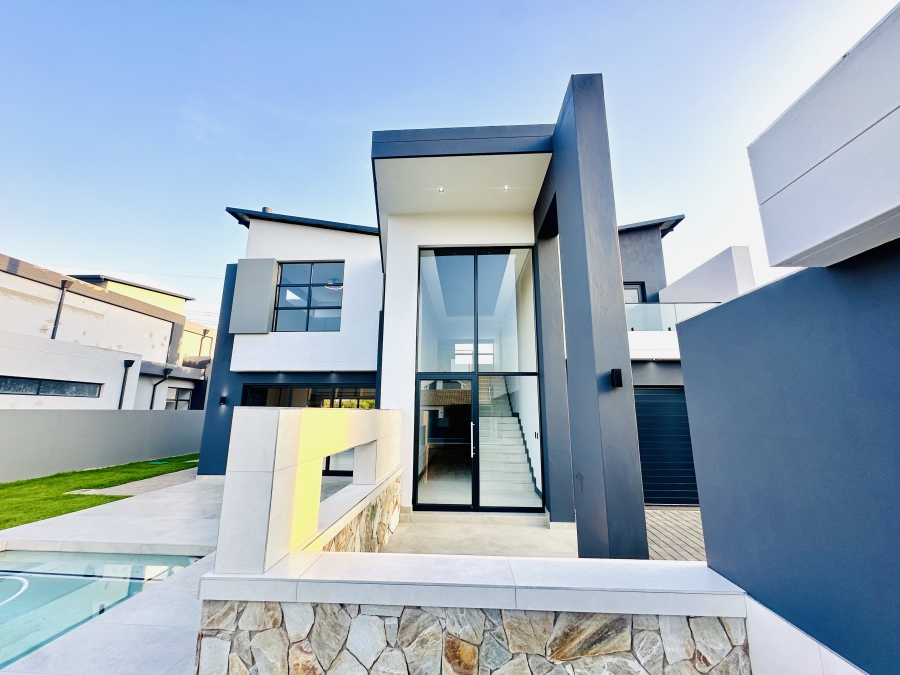 4 Bedroom Property for Sale in Midstream Heights Gauteng