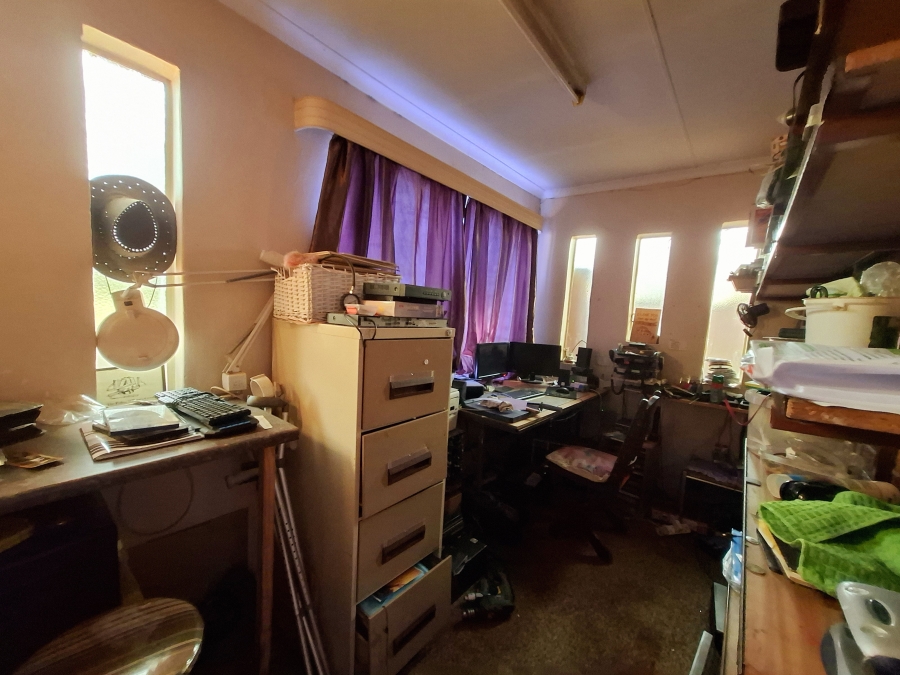 4 Bedroom Property for Sale in Dal Fouche Gauteng