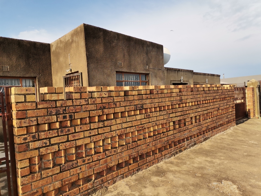 3 Bedroom Property for Sale in Kwa Thema Gauteng