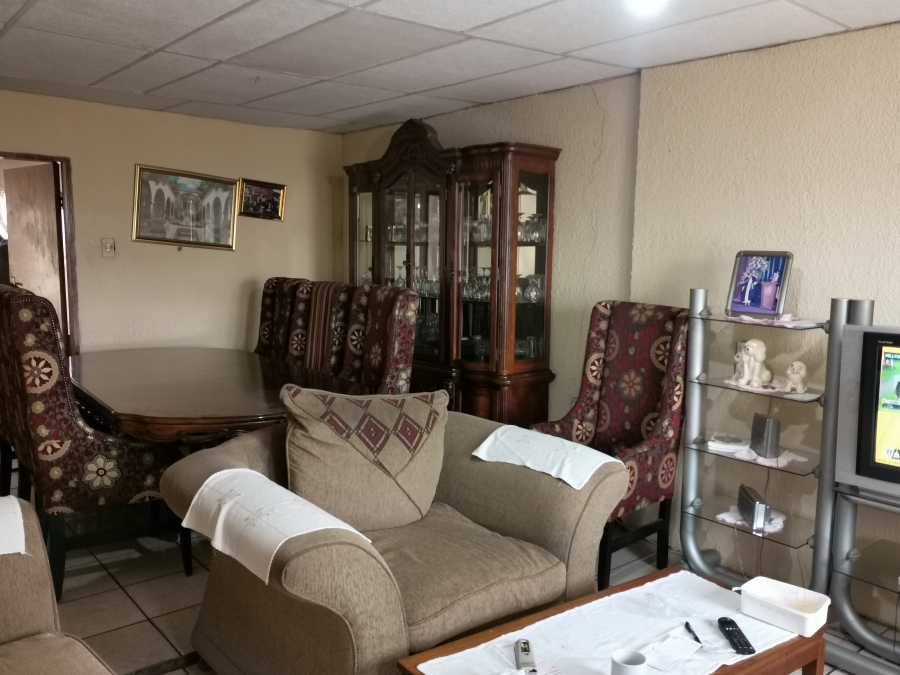 3 Bedroom Property for Sale in Kwa Thema Gauteng