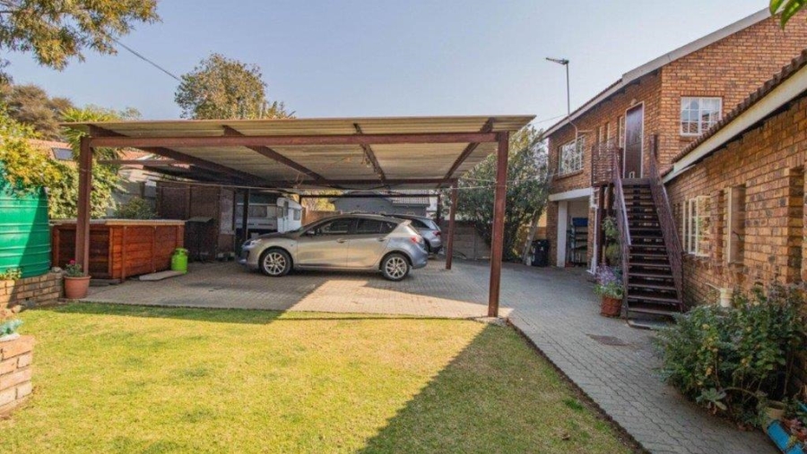 5 Bedroom Property for Sale in Marais Steyn Park Gauteng
