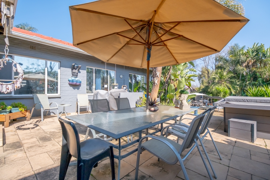 6 Bedroom Property for Sale in Cresta Gauteng