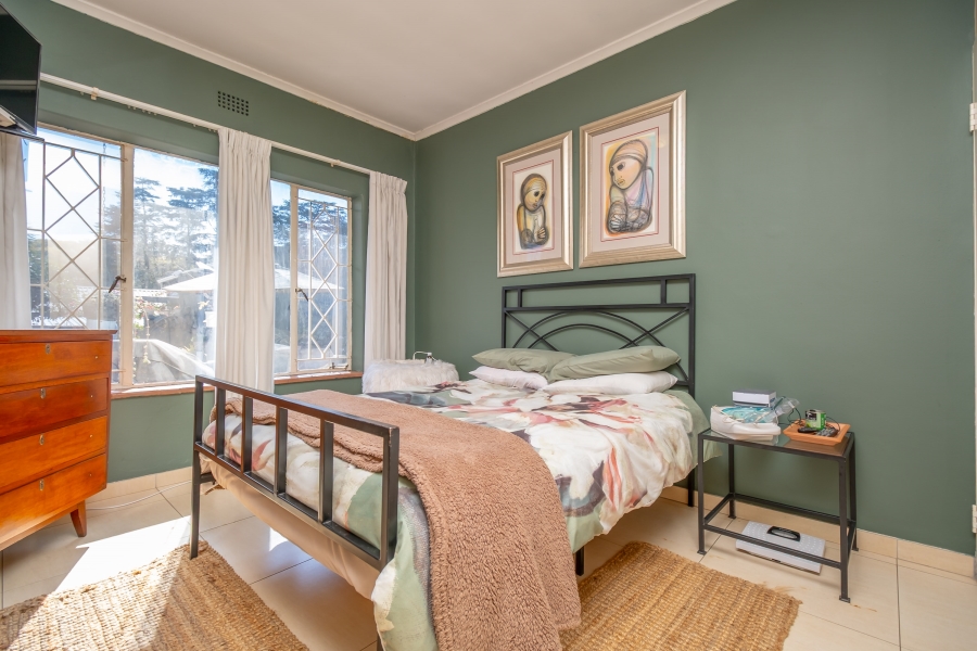 6 Bedroom Property for Sale in Cresta Gauteng