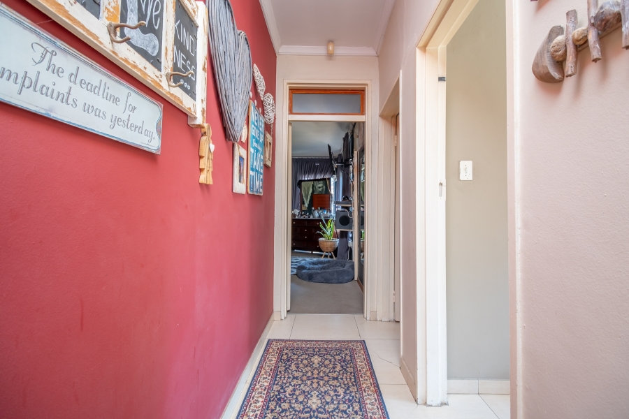 6 Bedroom Property for Sale in Cresta Gauteng