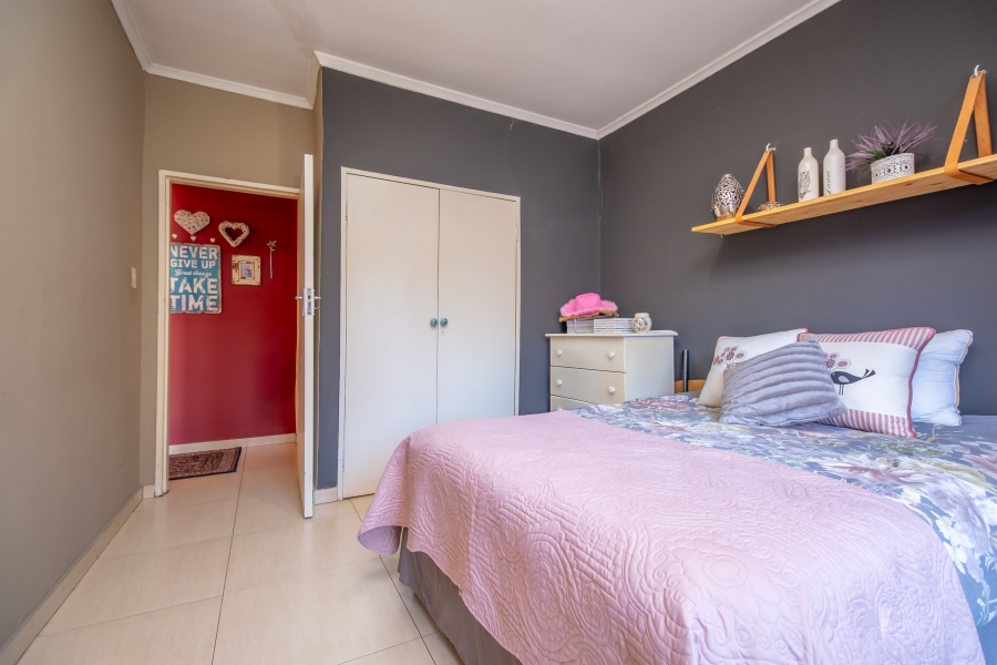 6 Bedroom Property for Sale in Cresta Gauteng