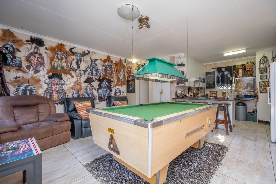 6 Bedroom Property for Sale in Cresta Gauteng