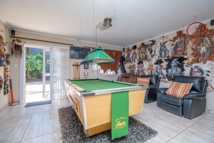 6 Bedroom Property for Sale in Cresta Gauteng