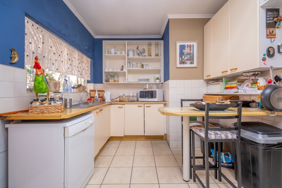 6 Bedroom Property for Sale in Cresta Gauteng