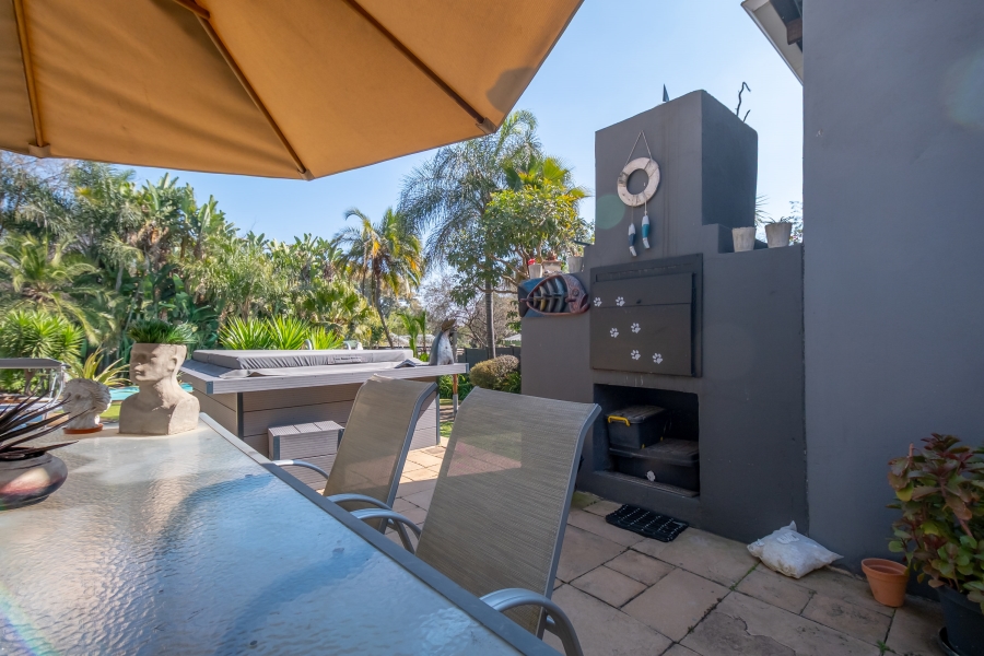 6 Bedroom Property for Sale in Cresta Gauteng