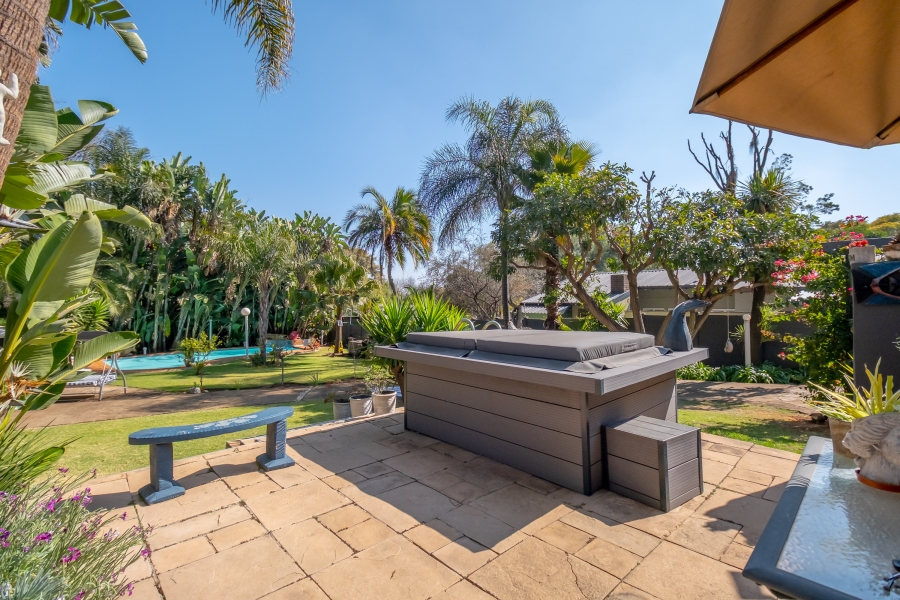 6 Bedroom Property for Sale in Cresta Gauteng