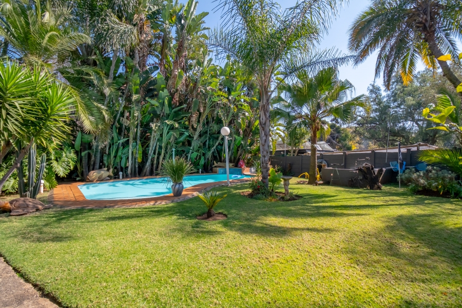 6 Bedroom Property for Sale in Cresta Gauteng