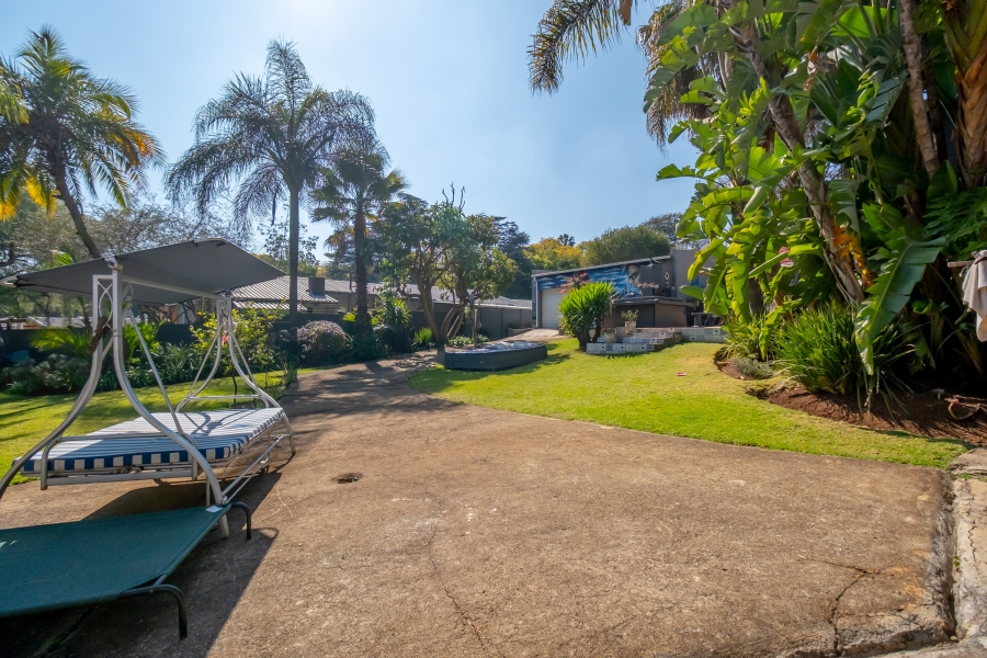 6 Bedroom Property for Sale in Cresta Gauteng