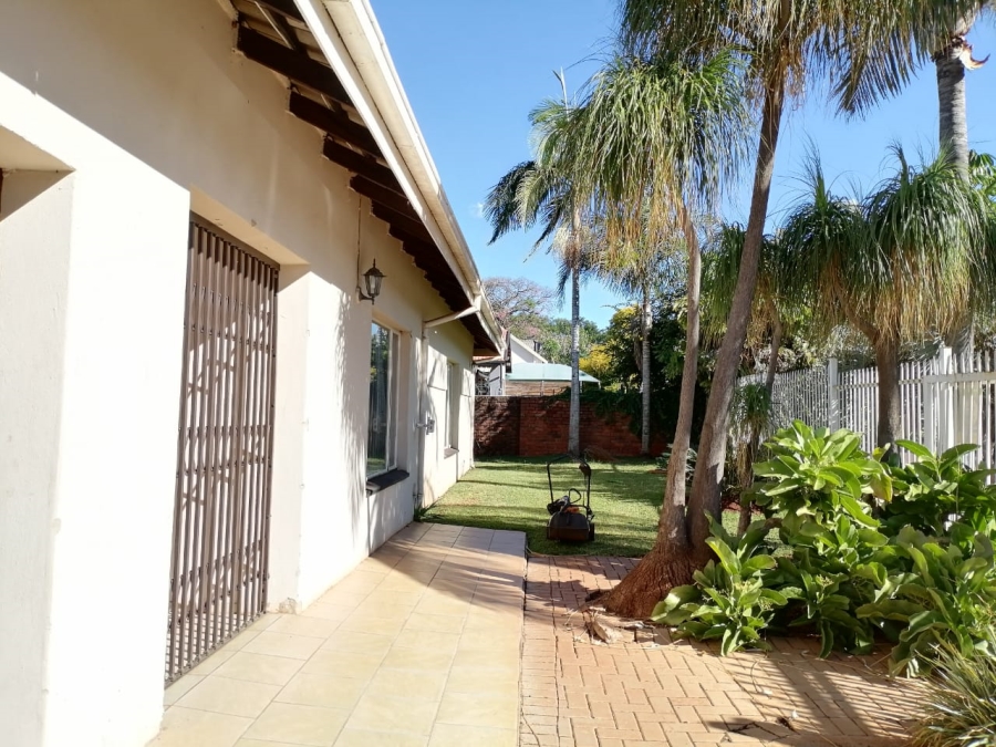 4 Bedroom Property for Sale in Theresa Park Gauteng
