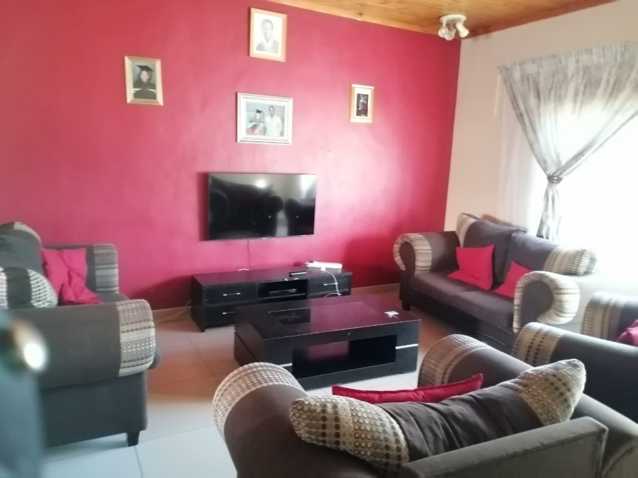 4 Bedroom Property for Sale in Theresa Park Gauteng