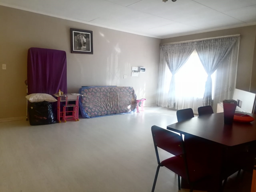 4 Bedroom Property for Sale in Theresa Park Gauteng