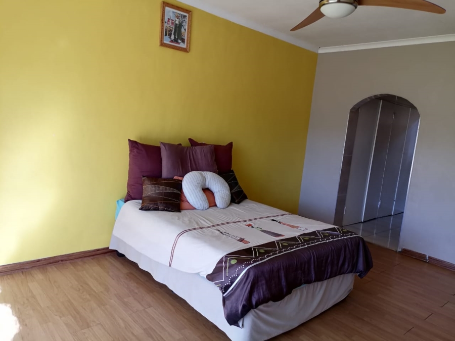 4 Bedroom Property for Sale in Theresa Park Gauteng