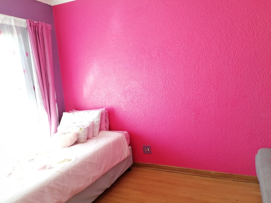 4 Bedroom Property for Sale in Theresa Park Gauteng