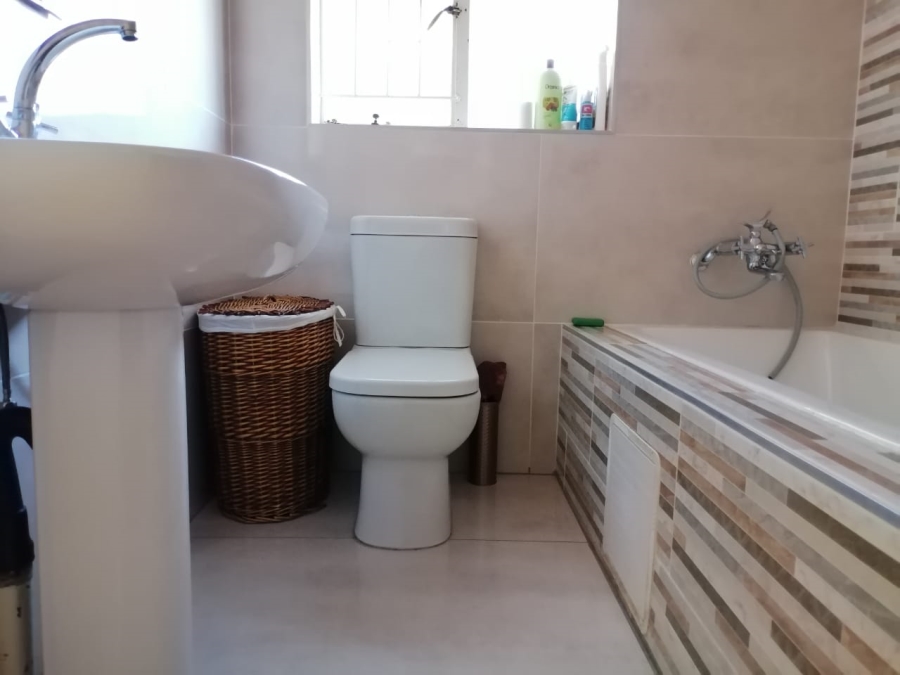 4 Bedroom Property for Sale in Theresa Park Gauteng