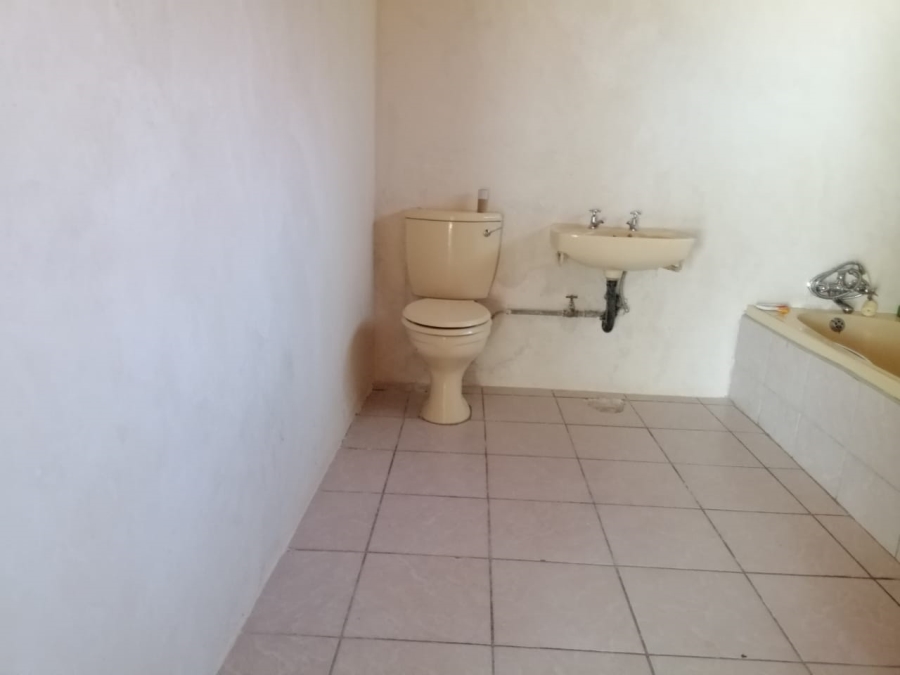 4 Bedroom Property for Sale in Theresa Park Gauteng