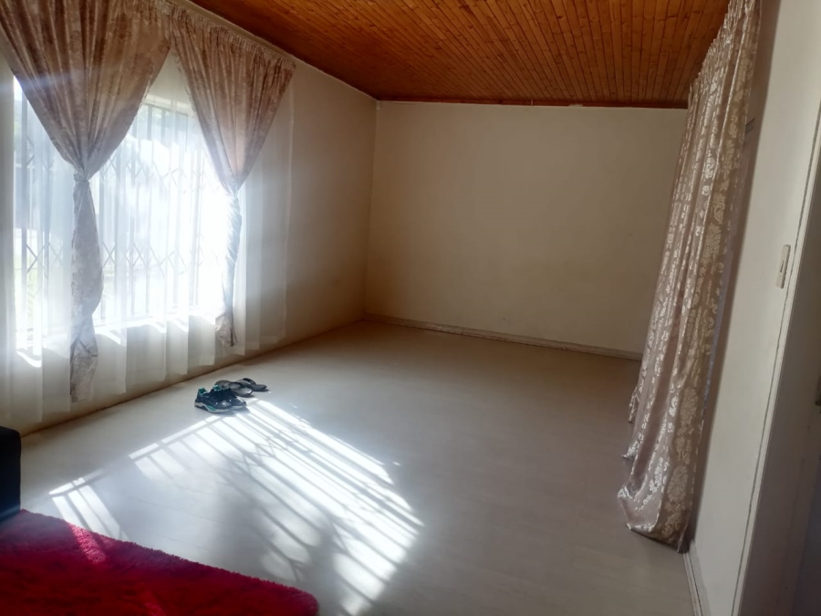 4 Bedroom Property for Sale in Theresa Park Gauteng