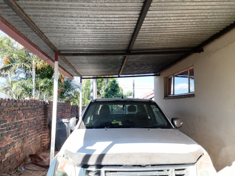 4 Bedroom Property for Sale in Theresa Park Gauteng