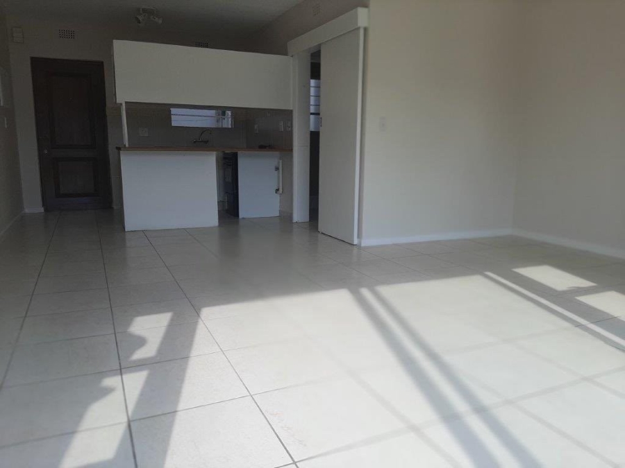 To Let 1 Bedroom Property for Rent in Corlett Gardens Gauteng