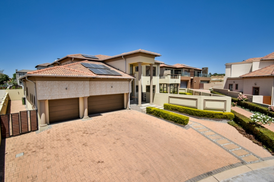 4 Bedroom Property for Sale in Blue Valley Golf Estate Gauteng