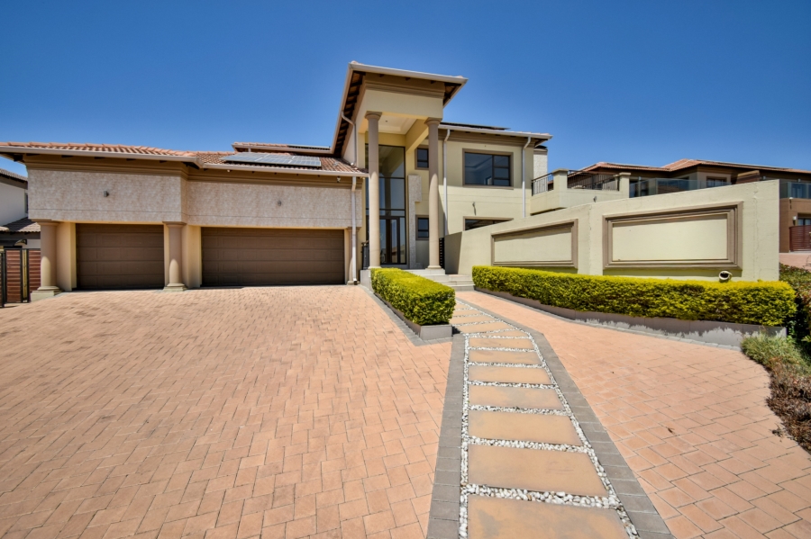 4 Bedroom Property for Sale in Blue Valley Golf Estate Gauteng