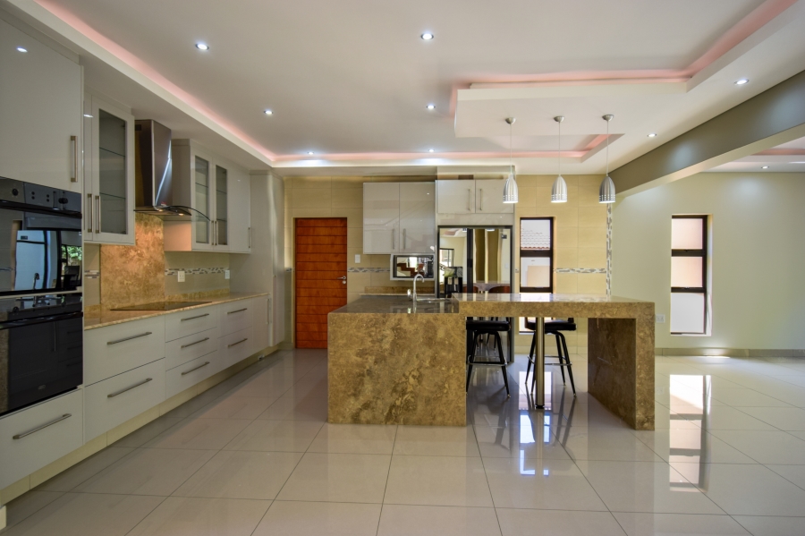 4 Bedroom Property for Sale in Blue Valley Golf Estate Gauteng