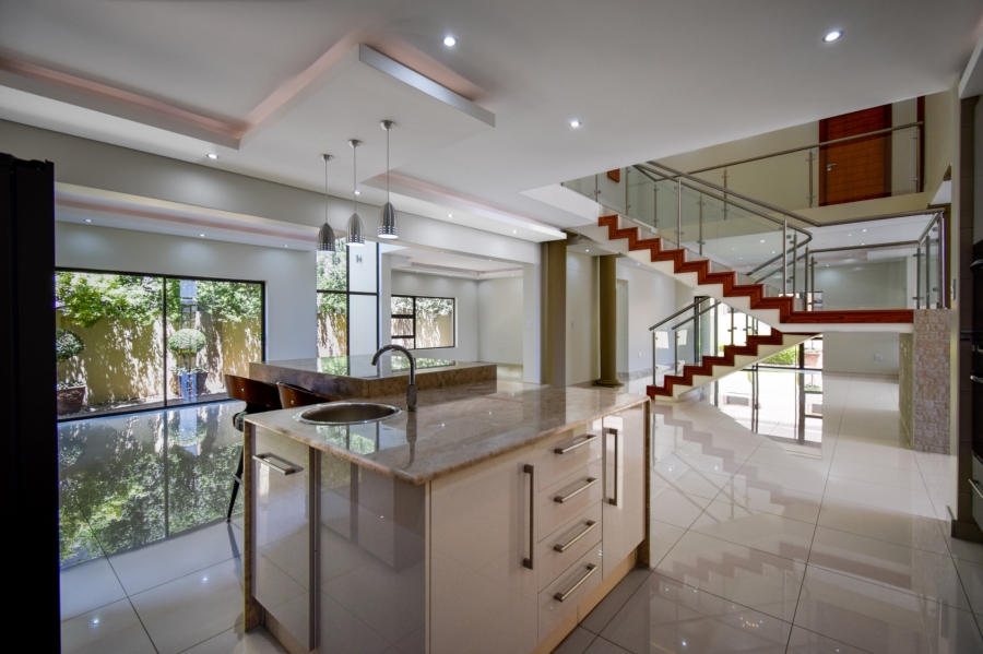 4 Bedroom Property for Sale in Blue Valley Golf Estate Gauteng