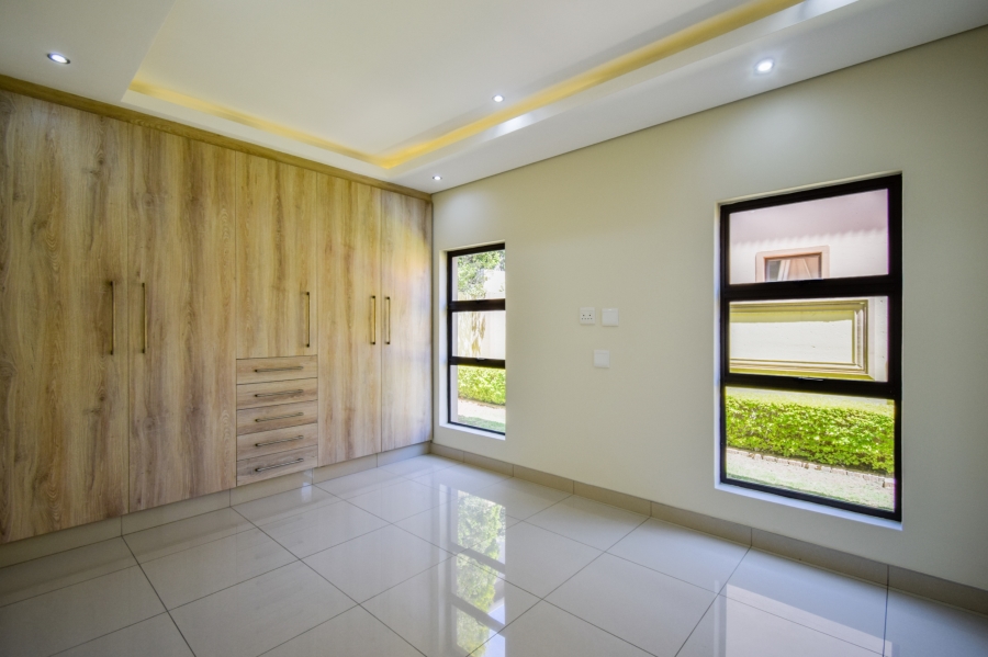 4 Bedroom Property for Sale in Blue Valley Golf Estate Gauteng