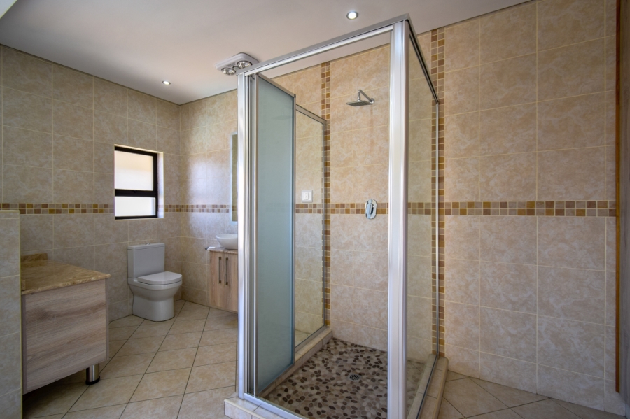 4 Bedroom Property for Sale in Blue Valley Golf Estate Gauteng