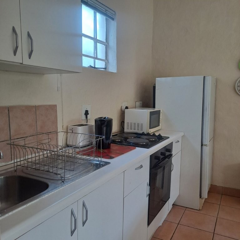 To Let 2 Bedroom Property for Rent in Sandringham Gauteng