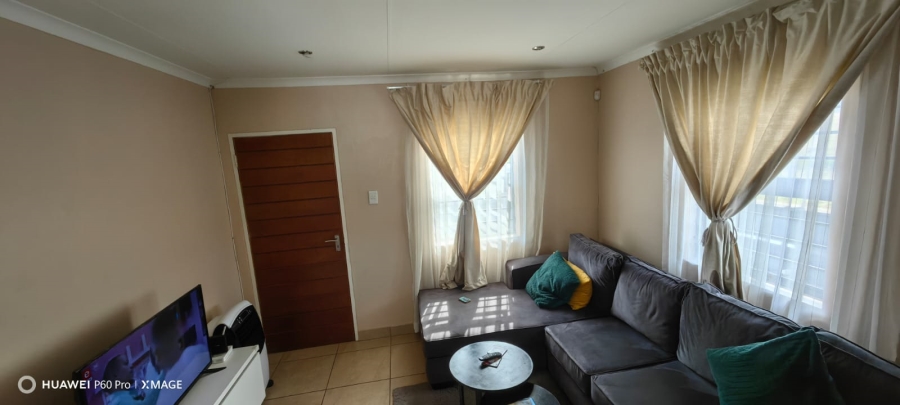 3 Bedroom Property for Sale in Mindalore Gauteng