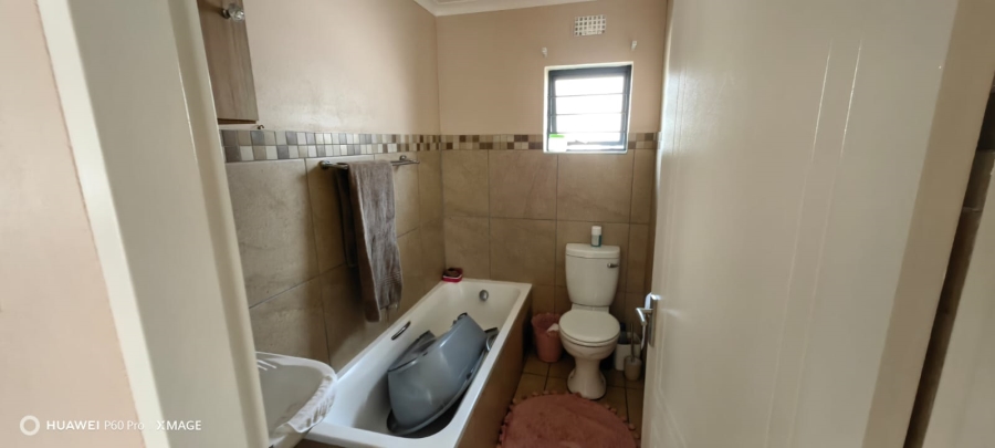 3 Bedroom Property for Sale in Mindalore Gauteng