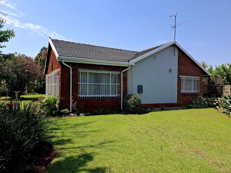 3 Bedroom Property for Sale in Dal Fouche Gauteng