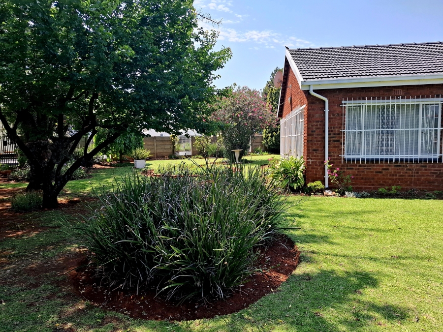 3 Bedroom Property for Sale in Dal Fouche Gauteng