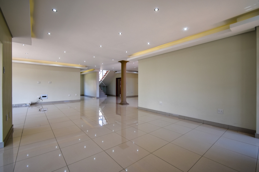 4 Bedroom Property for Sale in Blue Valley Golf Estate Gauteng