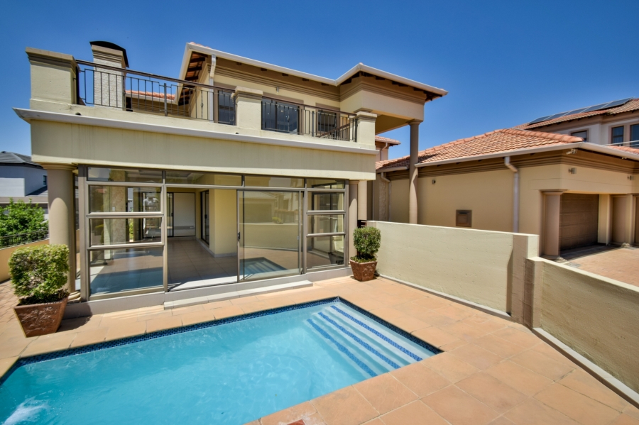 4 Bedroom Property for Sale in Blue Valley Golf Estate Gauteng