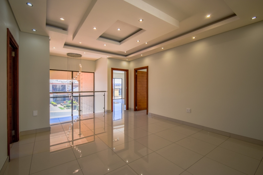 4 Bedroom Property for Sale in Blue Valley Golf Estate Gauteng