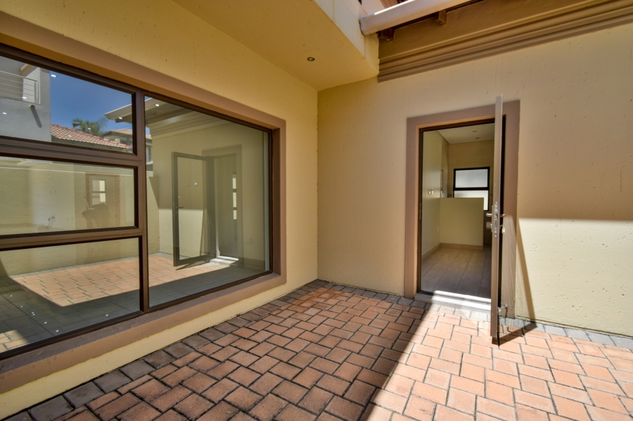 4 Bedroom Property for Sale in Blue Valley Golf Estate Gauteng