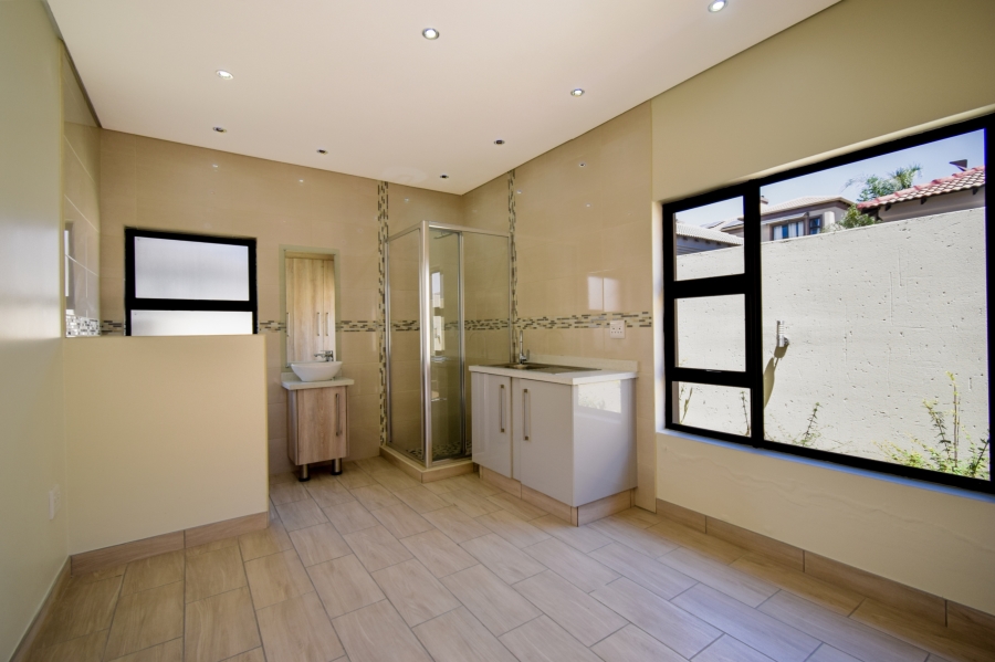 4 Bedroom Property for Sale in Blue Valley Golf Estate Gauteng