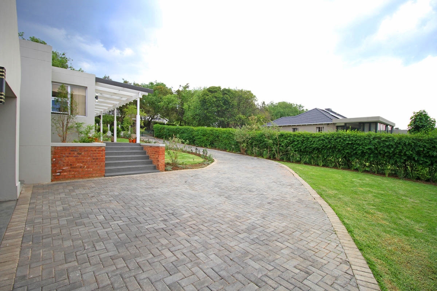 To Let 3 Bedroom Property for Rent in Thornhill Estate Gauteng