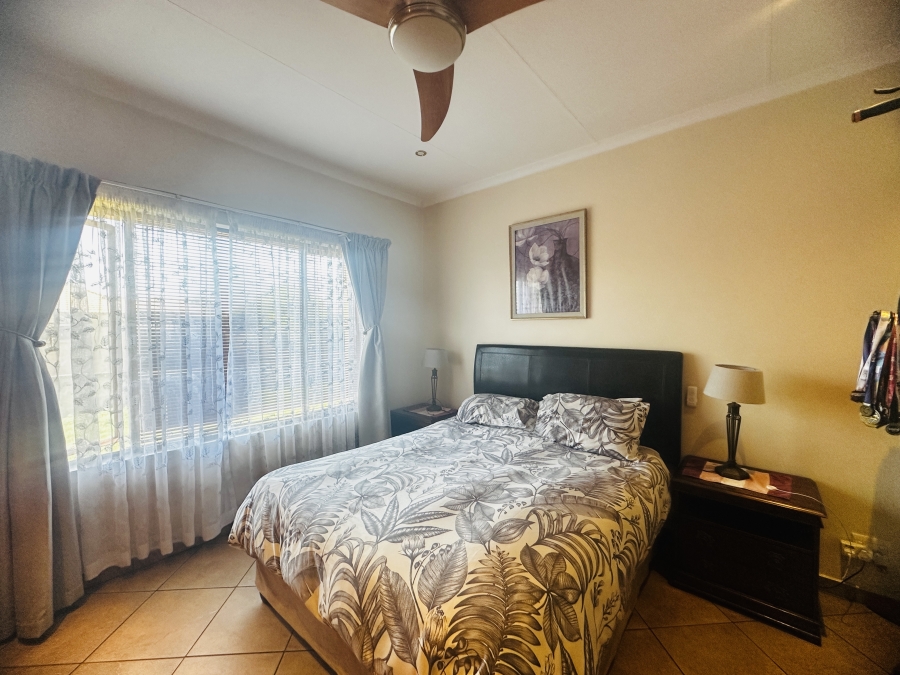 2 Bedroom Property for Sale in Sonneveld Gauteng