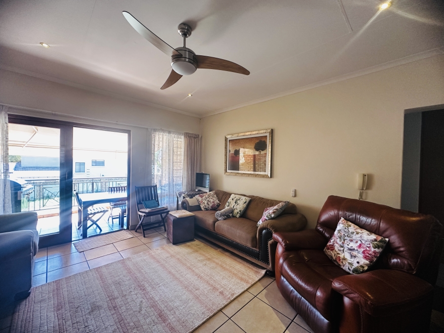 2 Bedroom Property for Sale in Sonneveld Gauteng