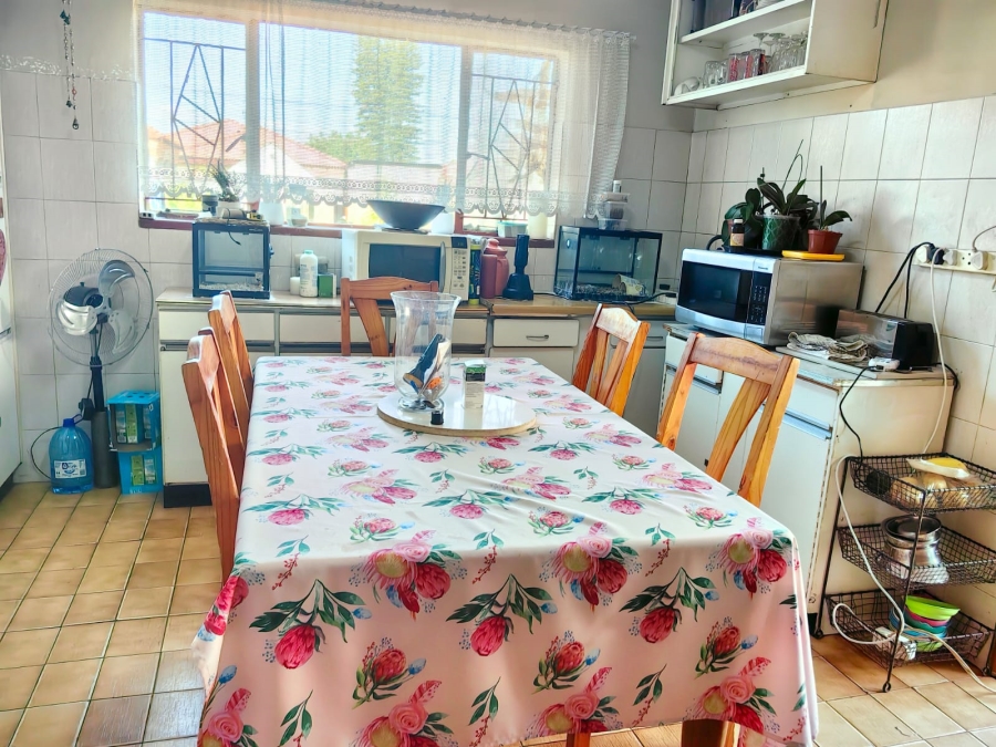 3 Bedroom Property for Sale in Jan Niemand Park Gauteng