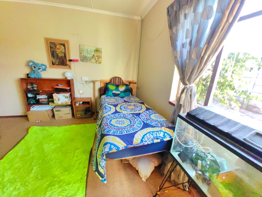 3 Bedroom Property for Sale in Jan Niemand Park Gauteng