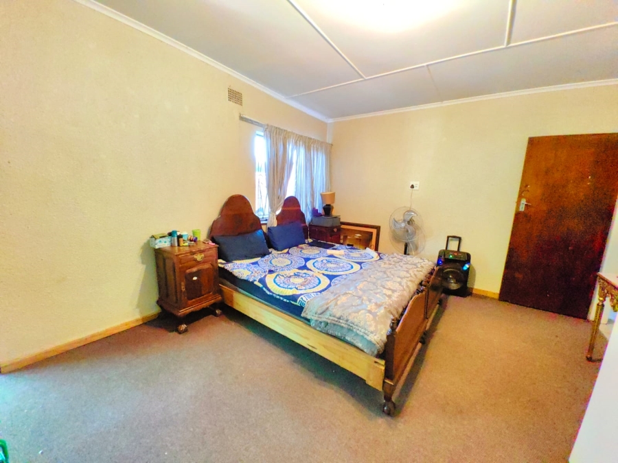3 Bedroom Property for Sale in Jan Niemand Park Gauteng