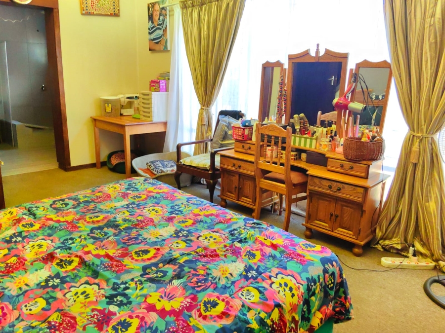 3 Bedroom Property for Sale in Jan Niemand Park Gauteng